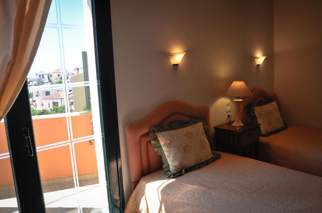 Orsalia Luxury Suites Platanias  Ruang foto