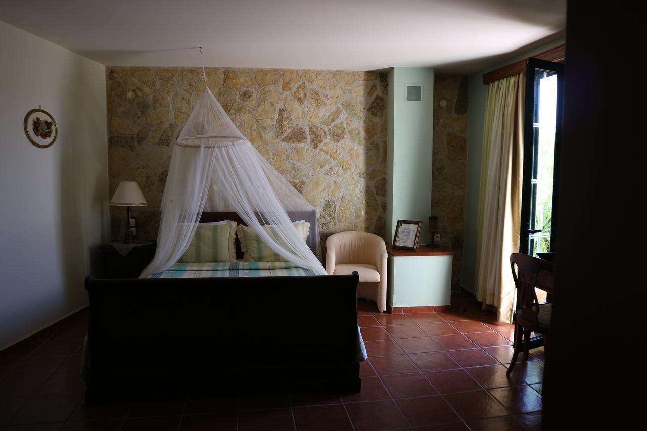Orsalia Luxury Suites Platanias  Bagian luar foto