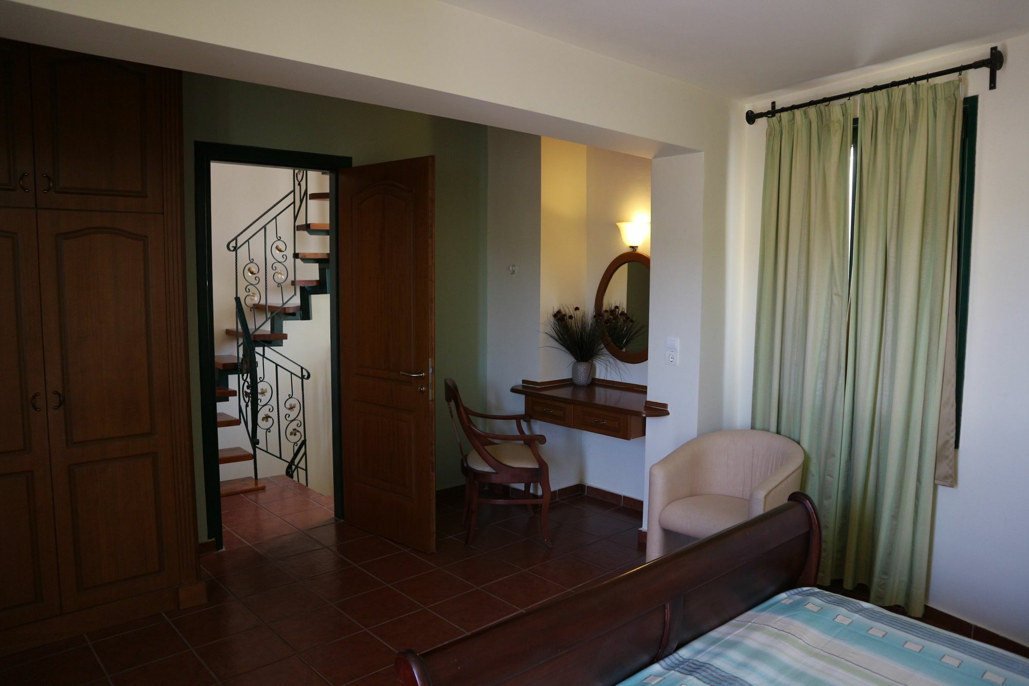Orsalia Luxury Suites Platanias  Bagian luar foto